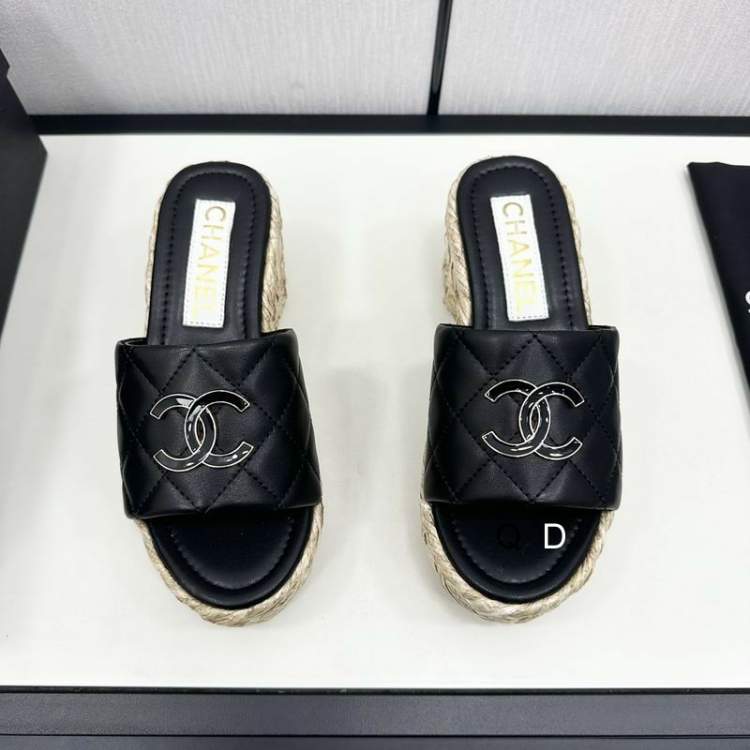Picture of Chanel Shoes _SKUChanelsz35-40GDT10022893